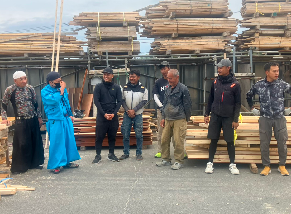 型枠工事の現場作業